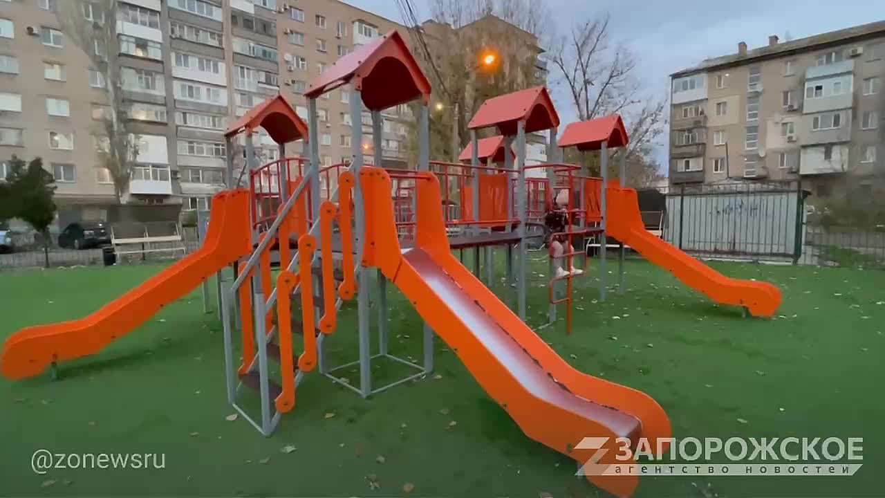 В Мелитополе продолжается благоустройство дворов