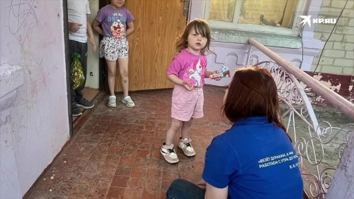 Волонтеры «Академии жизни» обучают детей Мелитополя