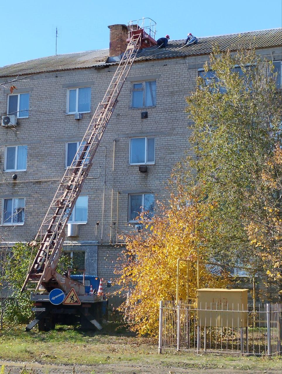 Севастопольская аварийная бригада помогает восстановить инфраструктуру в сёлах Мелитопольского муниципального округа