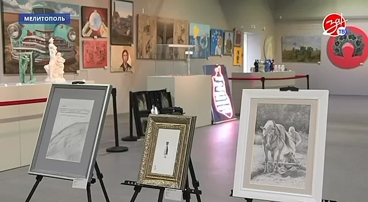 В Мелитополе торжественно открылась международная художественная выставка «Искусство и мир: Великая Победа Жизни», посвященная 80-летию Победы в Великой Отечественной войне