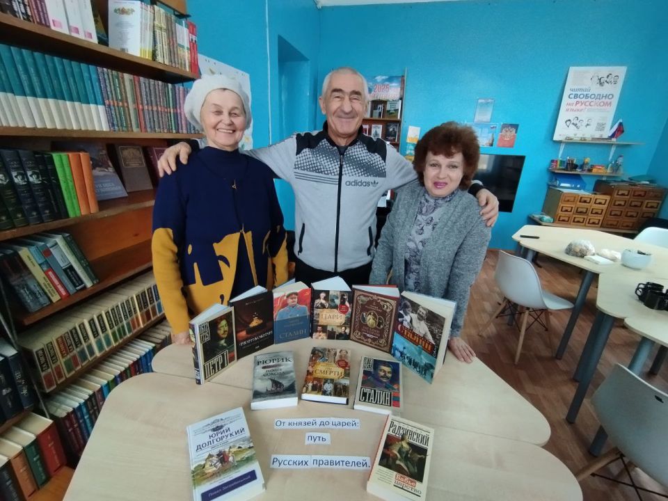 Клуб любителей чтения «Живи книга» продолжает свою активную работу, объединяя жителей Мелитопольского муниципального округа