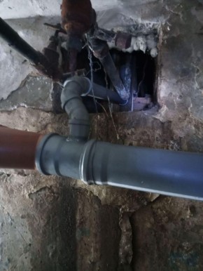 Аварийная бригада шефов из Севастополя продолжает ремонтировать инженерные сети в селе Новобогдановка