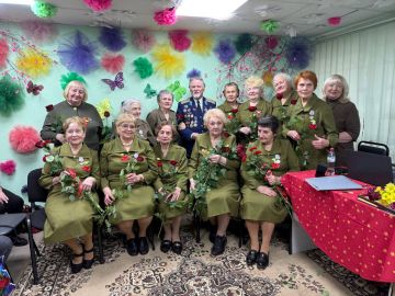 27.11.2025г. в ГБУ "Комплексный центр социального обслуживания населения" Министерства труда и социальной политики Запорожской области в отделении Активного долголетия г. Мелитополь состоялся концерт хора «Фронтовички»