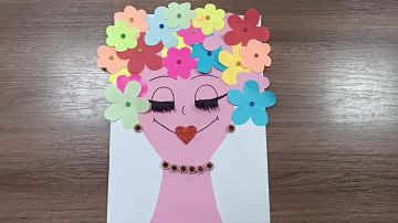 Открытка для мамы. В Клубе досуга с. Обильное к Дню матери прошёл творческий час «Открытка для мамы»