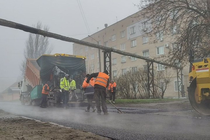 В Мелитополе отремонтировали дорожное покрытие на семи городских улицах