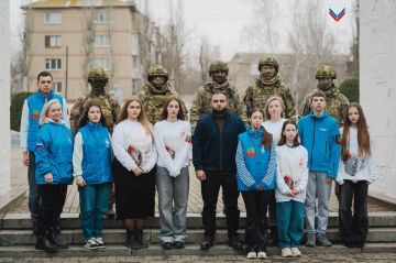 В День Неизвестного солдата в Мелитополе состоялось возложение цветов к Вечному огню