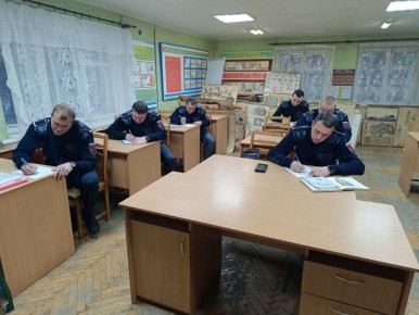 4  2025           &quot;, ( )