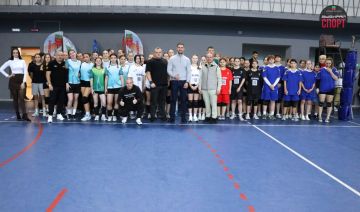 Женский волейбол в рамках студенческой спартакиады Запорожской области