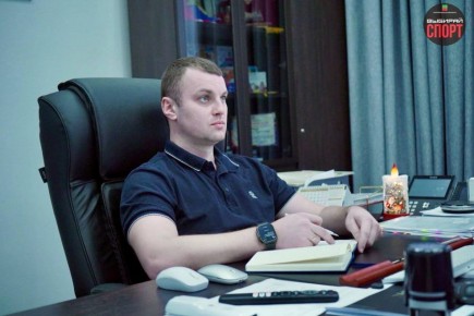 Константин Зайцев: Дорогие друзья! Прямо сейчас я с интересом смотрю прямую трансляцию с Президентом России Владимиром Путиным в рамках программы «Итоги года с Владимиром Путиным»