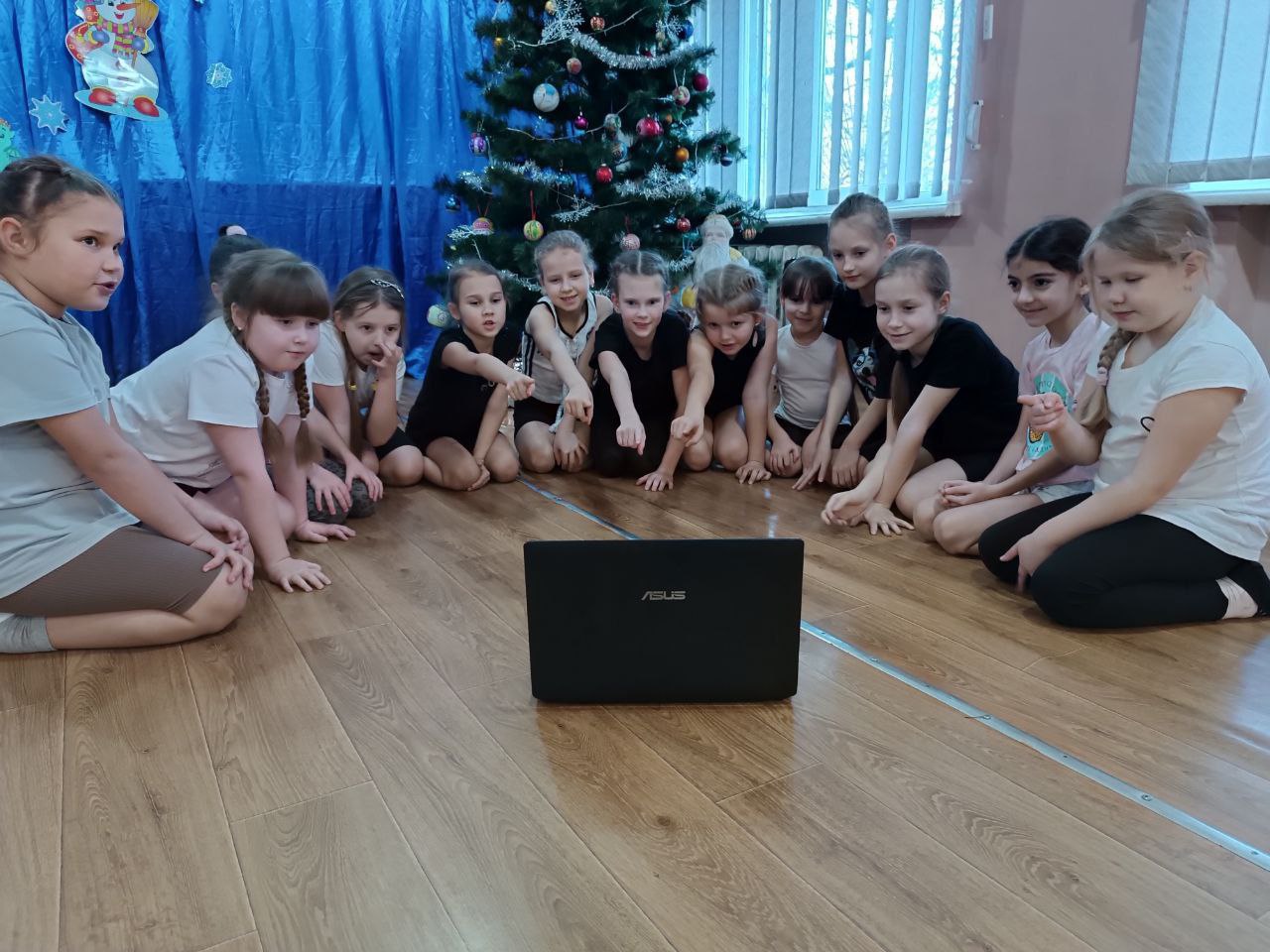 В преддверии зимних праздников и каникул — о самом главном: безопасности наших детей!