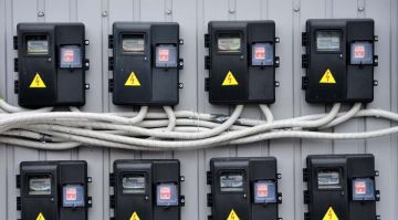 Около 16 тыс. жителей Запорожской области остаются без электроснабжения