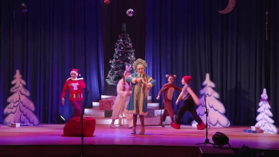 В Мелитопольском областном центре искусств и народного творчества Старый Новый год отметили театральной постановкой