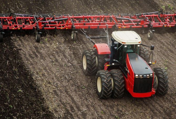 Аграрии Запорожской области обновляют технику при поддержке Росагролизинга