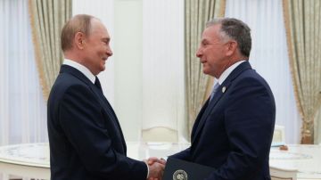 Специальный представитель президента США Стив Уиткофф встретится сегодня с Президентом России Владимиром Путиным