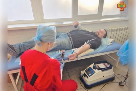 Мелитопольские врачи сдали больше 10 литров крови