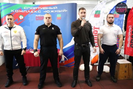 Спорт во имя единства: турнир по жиму штанги лежа в Мелитополе