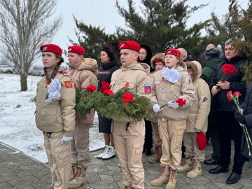 Ангелина Ярчук: Сегодня мы вспоминаем сразу две трагические и судьбоносные страницы истории человечества и нашей страны — Международный день памяти жертв Холокоста и День полного освобождения Ленинграда от фашистской блокады