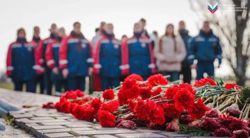 В Мелитопольском округе активисты почтили память героев Великой Отечественной войны