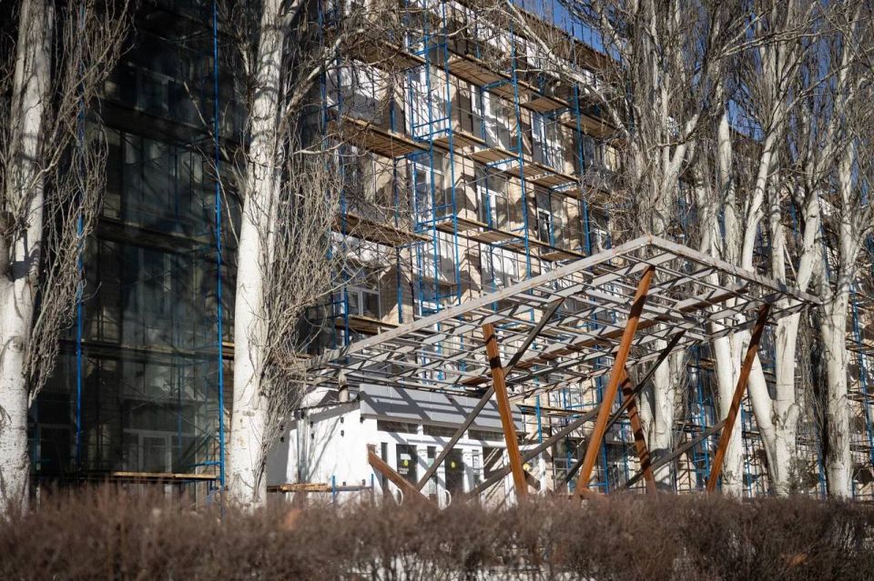 Евгений Балицкий: Держу на личном контроле вопрос восстановления социальной инфраструктуры региона