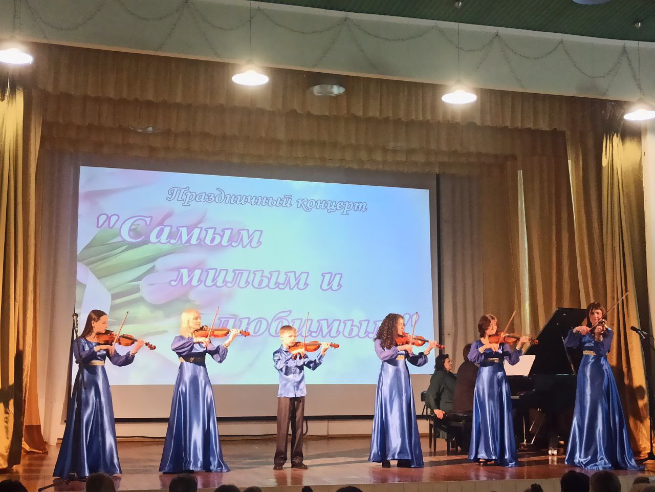 Весна пришла, а с ней и самый нежный, самый любимый праздник!