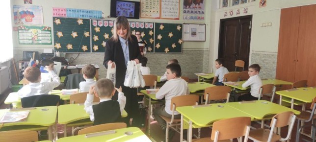 ������� ����� ������� ������� ������� � ����������� ����������� ��������� � �������, ������� ���������� 17 ����� � ���������� ����� �20 ��. �.�. �����������