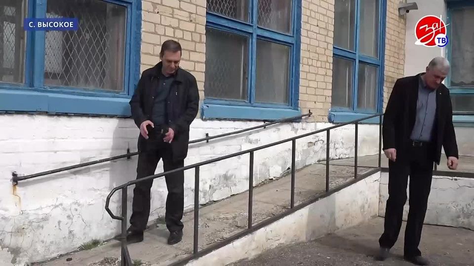 Алексей Тихомиров посетил школу села Высокое Мелитопольского района