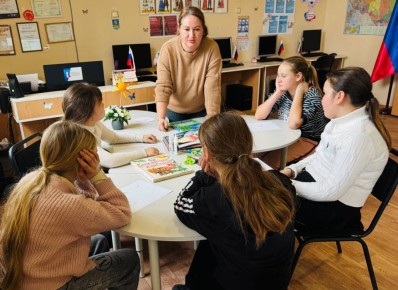 «Живи, планета Земля!»: Эко-час в Новенской библиотеке