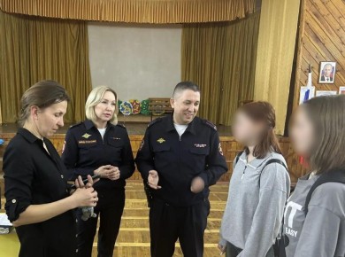 Школьникам рассказали о службе в миграционных подразделениях МВД