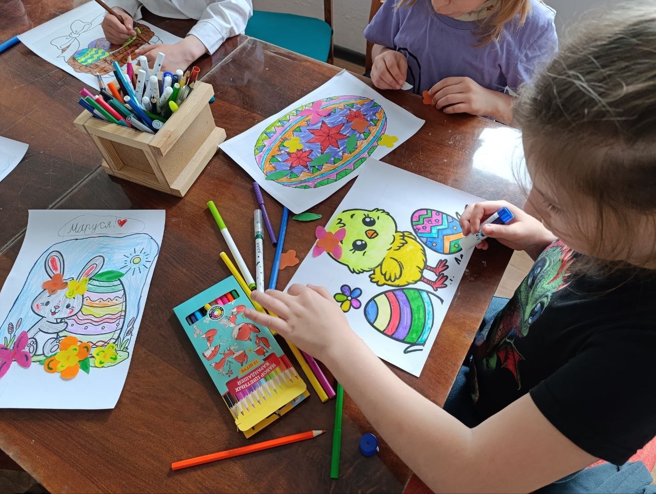 Пасхальное настроение. В преддверии светлого праздника Пасхи в Доме культуры п. Фруктовое прошёл творческий мастер-класс для детей