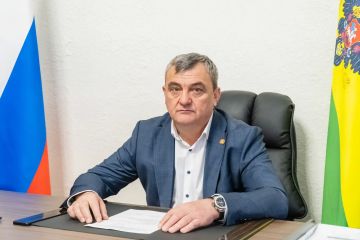 Сегодня день рождения отмечает глава города Мелитополя Сергей Золотарёв