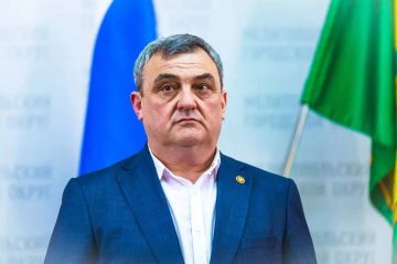 Сегодня день рождения отмечает Глава администрации городского округа Мелитополь Сергей Борисович Золотарёв