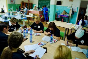 Швеи переходят к практическим заданиям