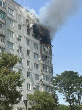 Идёт артиллерийский обстрел города Днепрорудное, зафиксировано более 20 атак