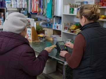 Лишний нолик. Продавец на рынке в Мелитополе похитила денежные средства со счета пожилой покупательницы
