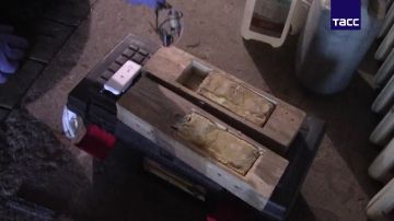 Жителя Мелитополя, создававшего схроны со взрывчаткой для терактов, приговорили к 24 годам лишения свободы за госизмену, сообщили в ЦОС ФСБ России