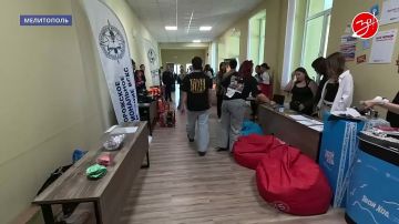 В Мелитопольском государственном университете состоялась ярмарка молодёжных движений, сообществ и организаций, которые помогают студентам раскрыть их таланты