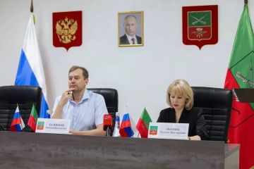 Безопасность дорог и транспорта, работа коммунальной инфраструктуры, поддержка сельхозпроизводителей, обеспечение объектов образования резервными источниками питания, выборы в Госдуму — эти и другие важные вопросы обсудили...