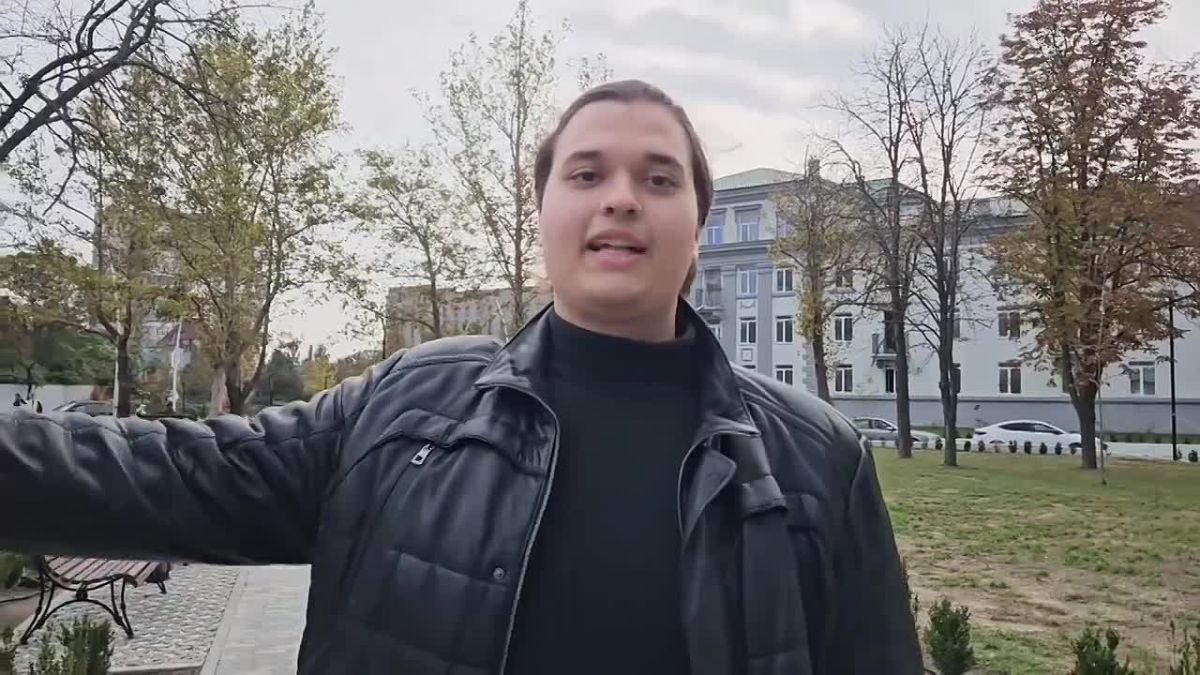 Матвиенко Ирина: С Днем освобождения любимого города от немецко-фашистских захватчиков, дорогие мелитопольцы Студенты экономического факультета Мелитопольского государственного университета